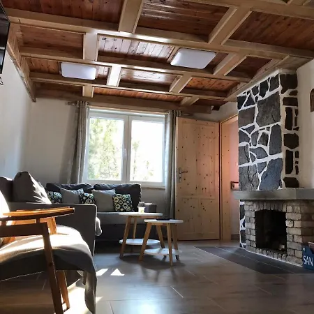 Chaloupka Na Vrsku Feriehus *