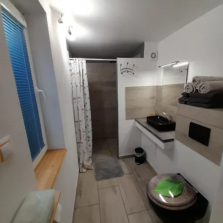 Chaloupka Na Vršku
