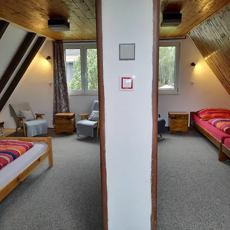 Chaloupka Na Vršku *